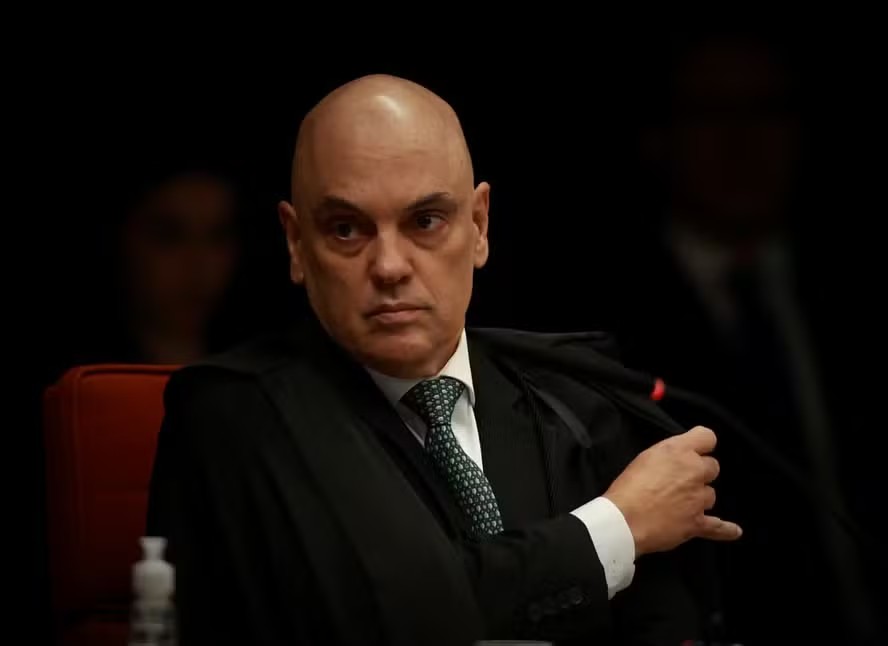 PF Investiga Vazamento de Dados da Receita Federal Relacionados a Ministros do STF e Seus Familiares