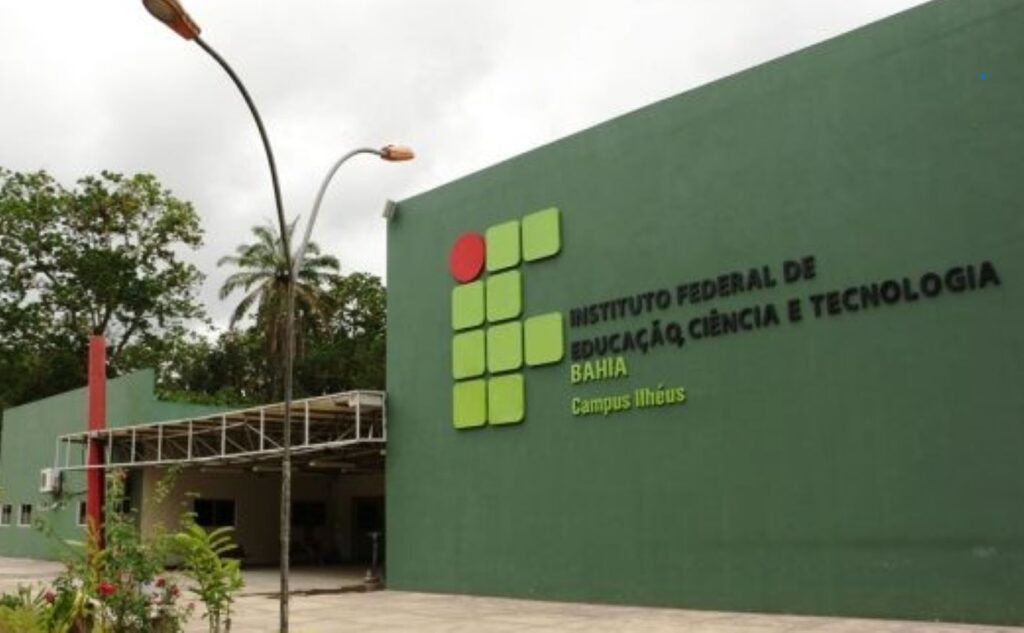 Programa Partiu IF do IFBA: Oportunidades Educacionais para Estudantes de Escola Pública Programa Partiu IF do IFBA: Oportunidades Educacionais para Estudantes de Escola Pública