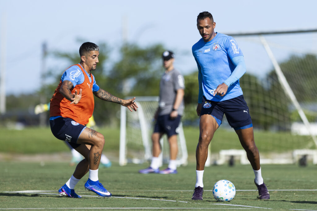 Bahia e Vitória se Enfrentam em Clássico com Incertezas sobre Éverton Ribeiro
