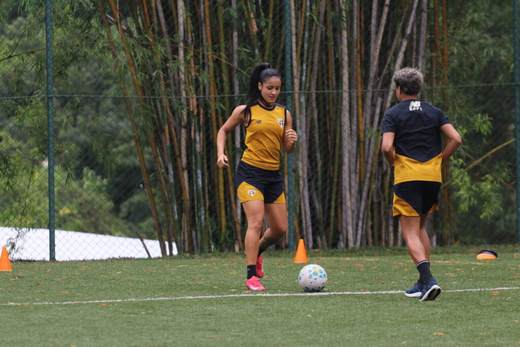 Desempenho do Futebol Feminino em 2026: Avaliação do Departamento de Saúde e Performance Desempenho do Futebol Feminino em 2026: Avaliação do Departamento de Saúde e Performance