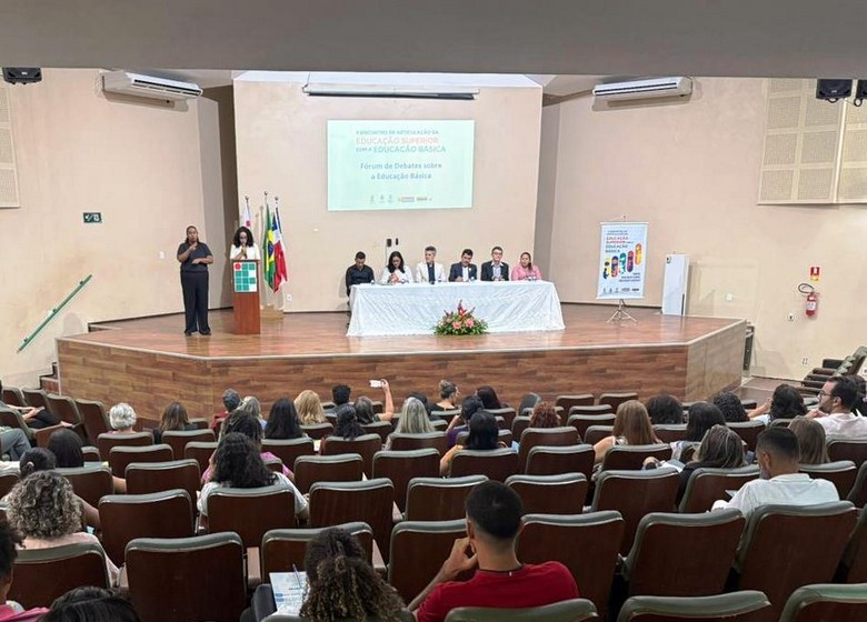 Integração da Educação Superior e Básica em Debate em Barreiras: Avanços e Propostas