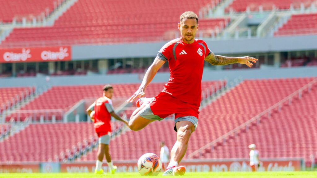 Inter Enfrenta o Bahia em Busca da Primeira Vitória no Campeonato Brasileiro