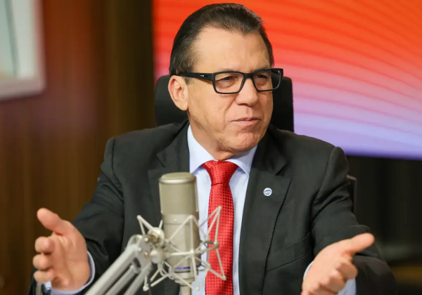 Ministro Anuncia que Empresas Não Receberão Compensação com Fim da Escala 6x1