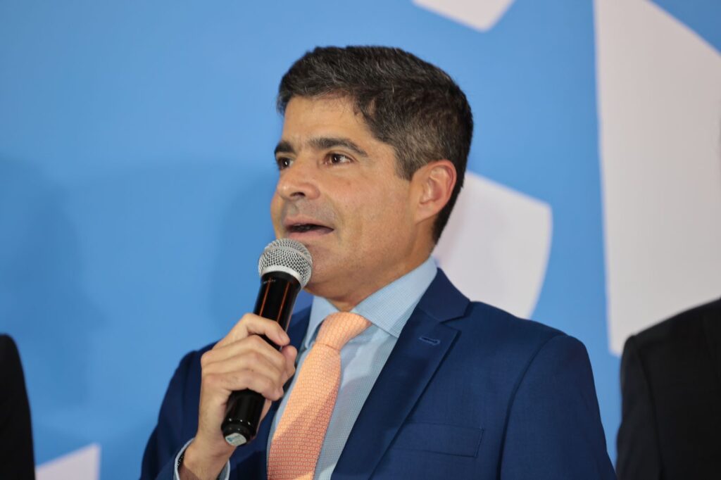ACM Neto Mira na Bahia: Buscando o Modelo de Segurança Pública de Goiás