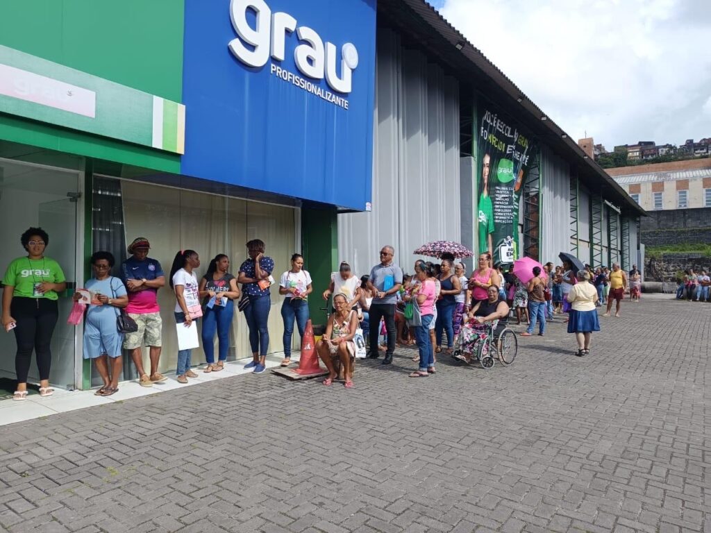 Feira em Salvador Oferece Mais de 300 Oportunidades de Emprego e Estágio