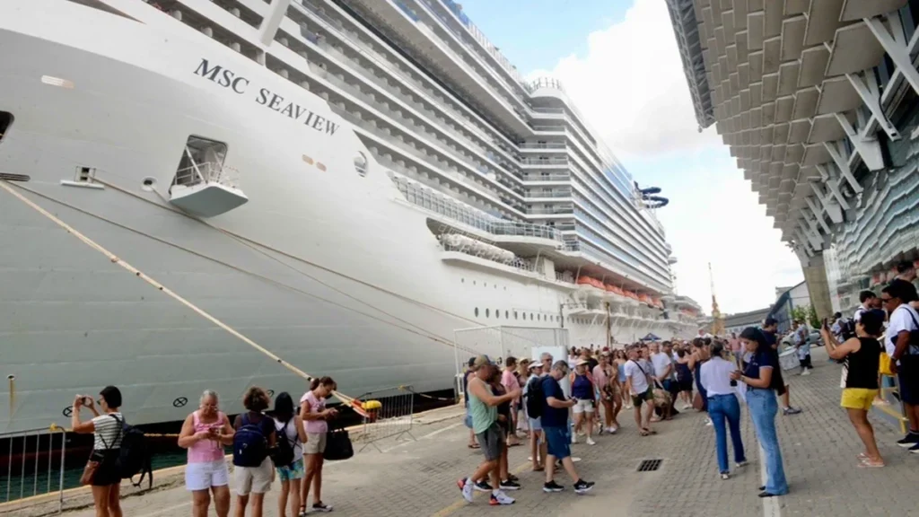 Temporada de Cruzeiros na Bahia: 47 Atracações em Salvador e R$ 144 Milhões para a Economia