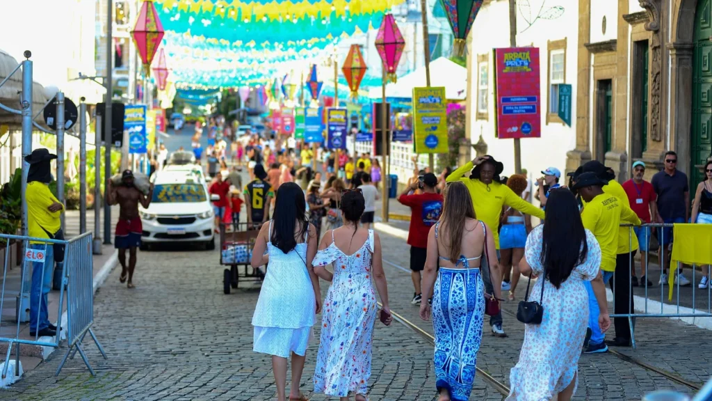 Centro Histórico de Salvador ganha nova vida com valorização da cultura local