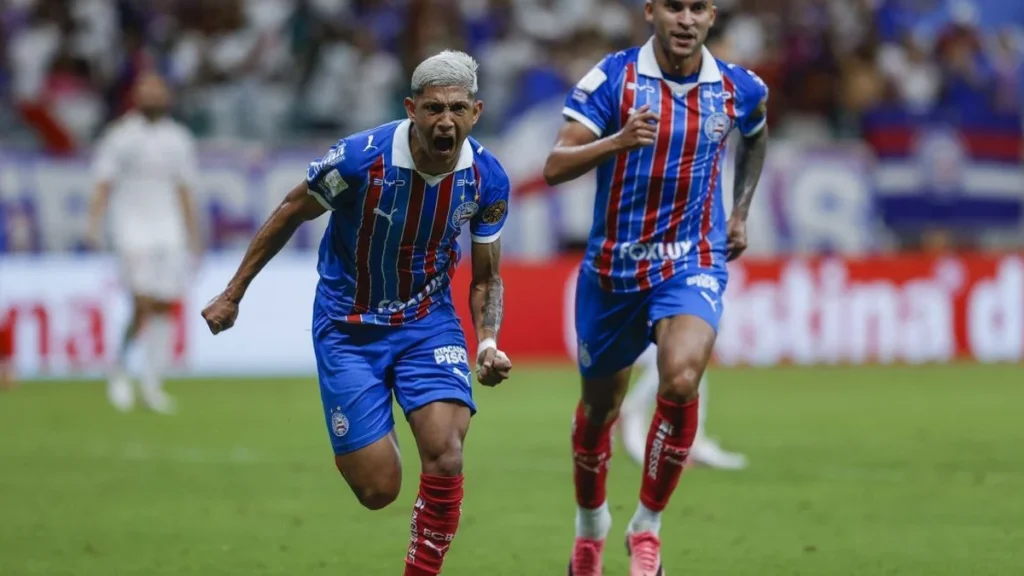 Bahia vira sobre o Internacional, entra no G5 e complica o Colorado no Brasileirão
