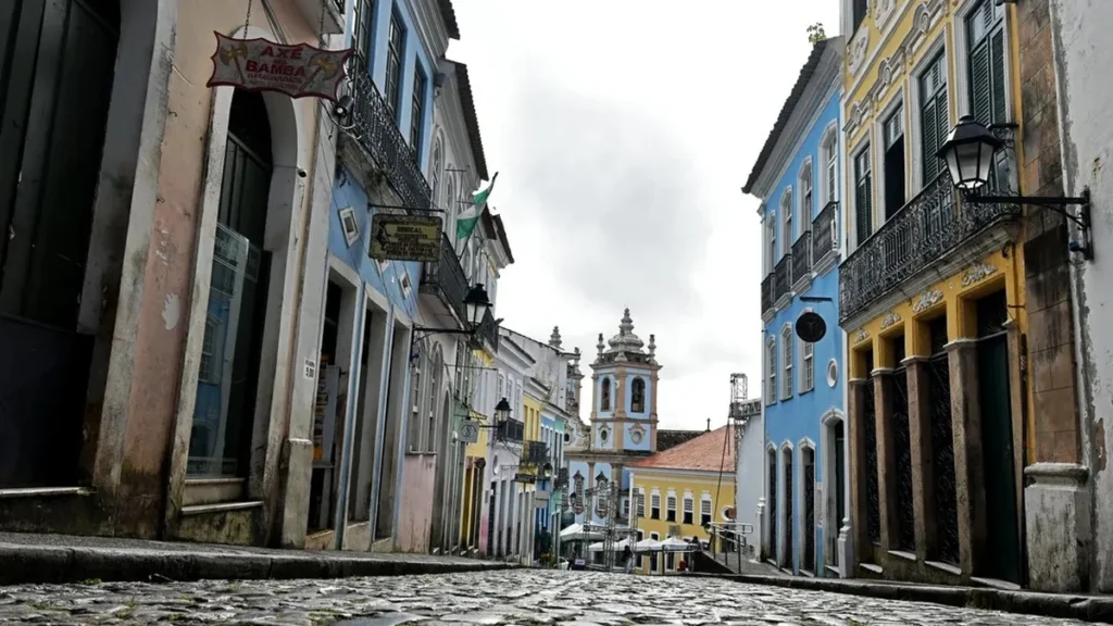 Turismo de Matriz Africana na Bahia: 7 Fatores que Reforçam a Identidade Local
