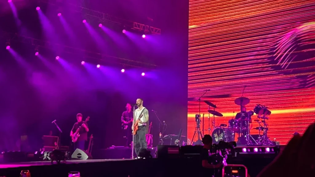 Maroon 5 em Salvador: Show que Celebra Reencontros e Sonhos Realizados Maroon 5 em Salvador: Show que Celebra Reencontros e Sonhos Realizados