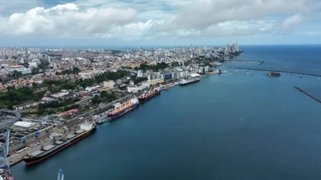 Porto de Salvador cria centro de controle para impulsionar inovação tecnológica no setor portuário