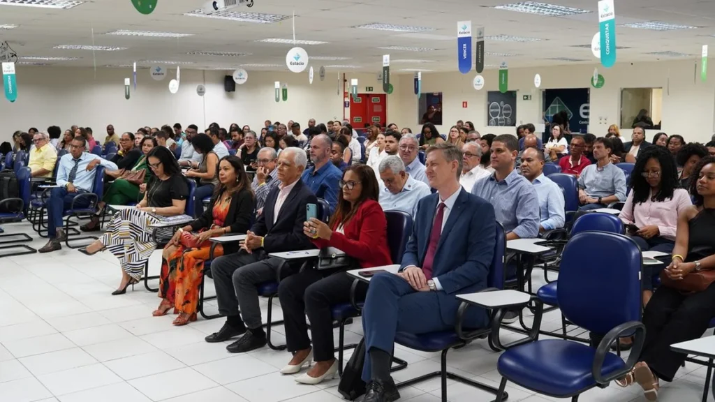Reforma Tributária pelo Brasil: Salvador reúne 150 profissionais para debater mudanças no sistema tr