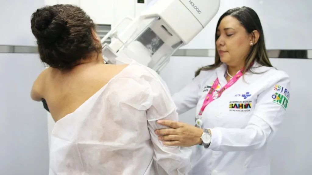 Outubro Rosa: Sesab amplia agendamento para 40 mil mamografias em Salvador