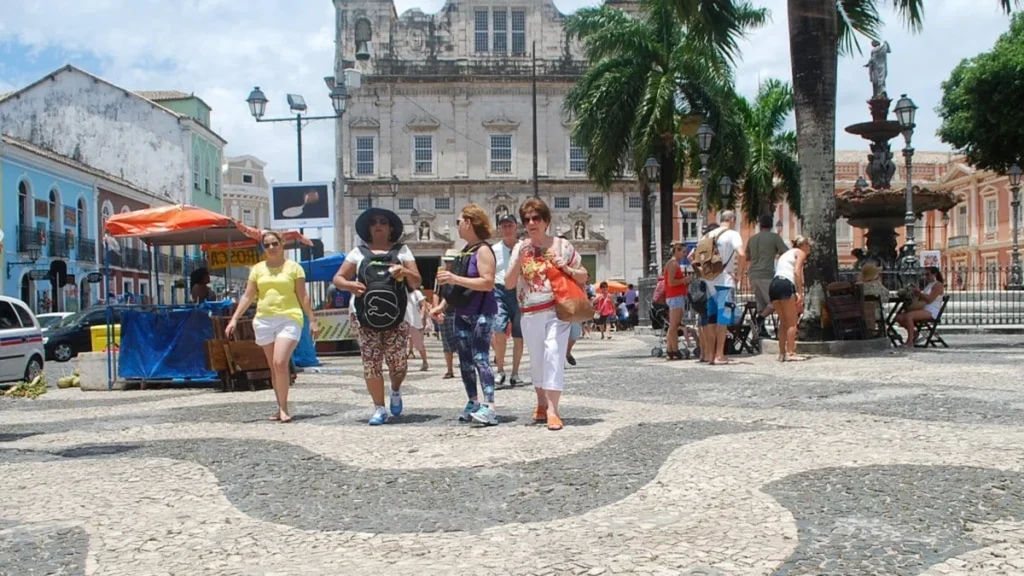 Salvador reforça comunicação estratégica para impulsionar turismo o ano inteiro