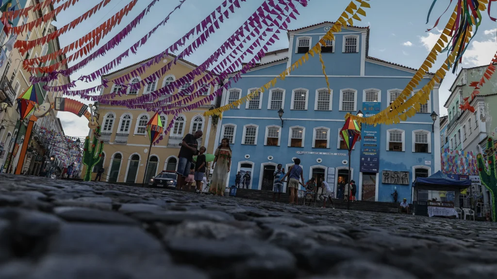 Turismo no Brasil fatura R$ 25,5 bilhões em julho com Bahia liderando crescimento