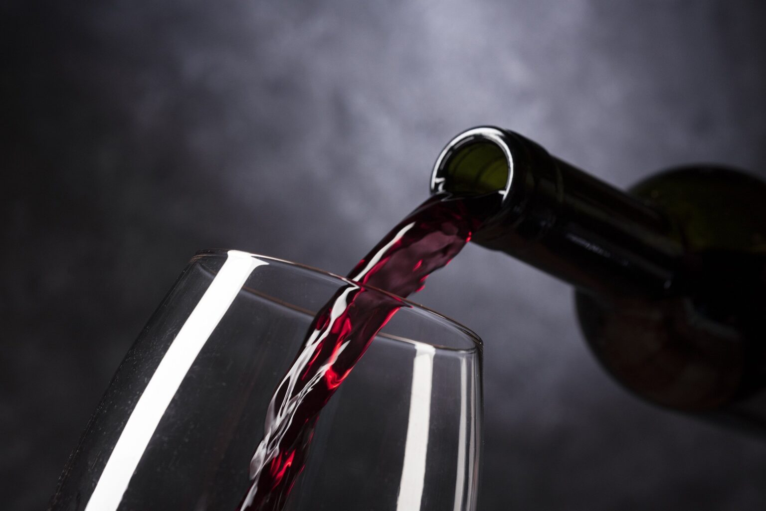 26 Vinhos Sul-Americanos Entre os Melhores do Mundo em 2026