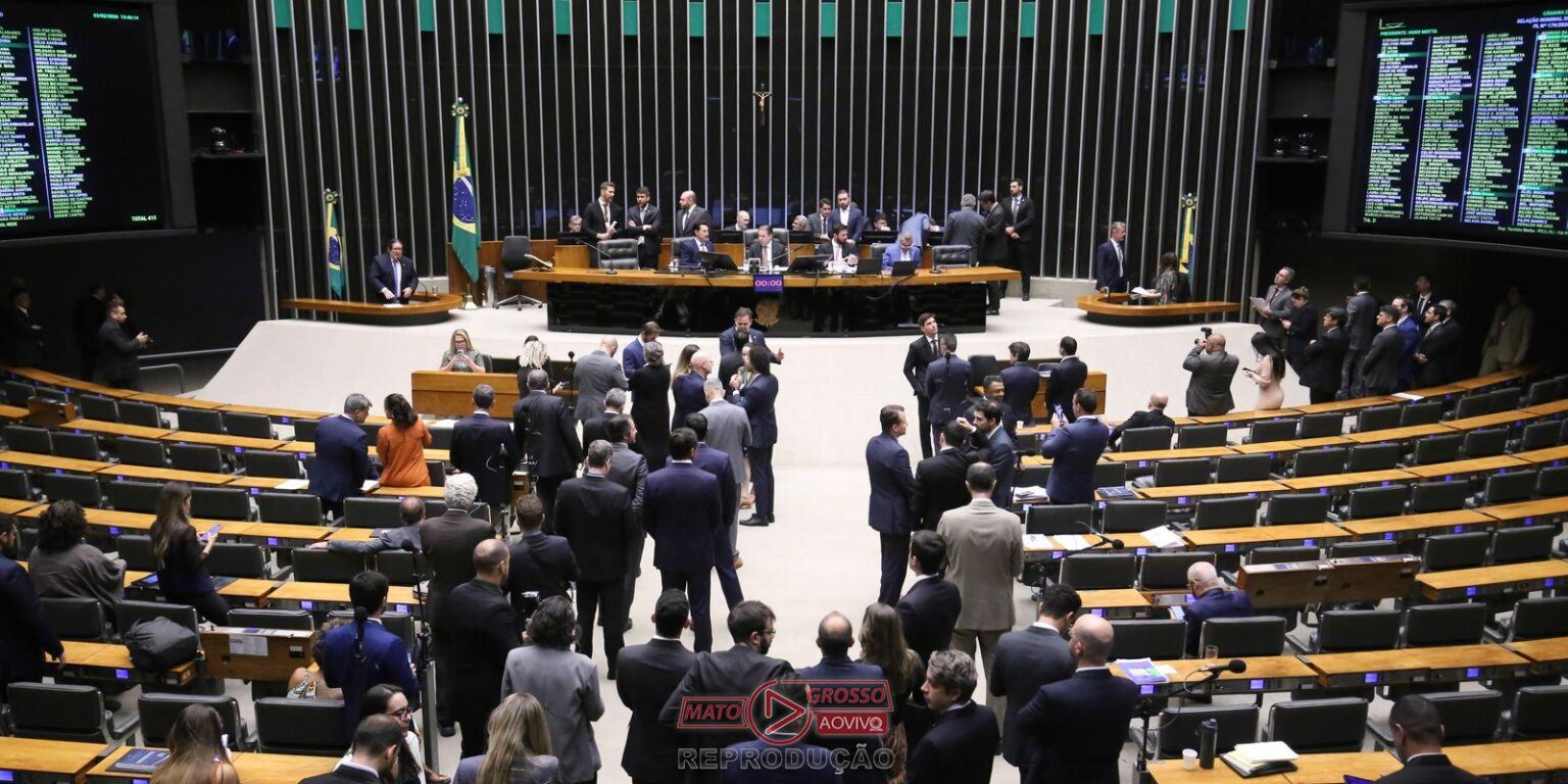 Câmara Federal Aprova Criação da Universidade do Esporte: Um Avanço Necessário