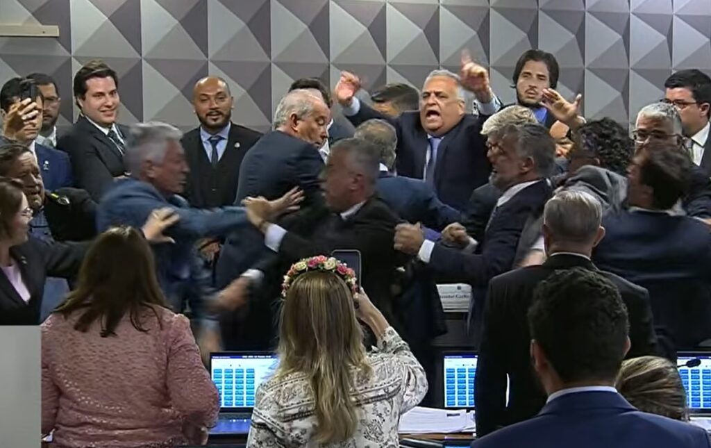 Crise na CPMI do INSS: Acordo para proteger Lula e Bolsonaro desmorona e disputa de 2026 se intensif