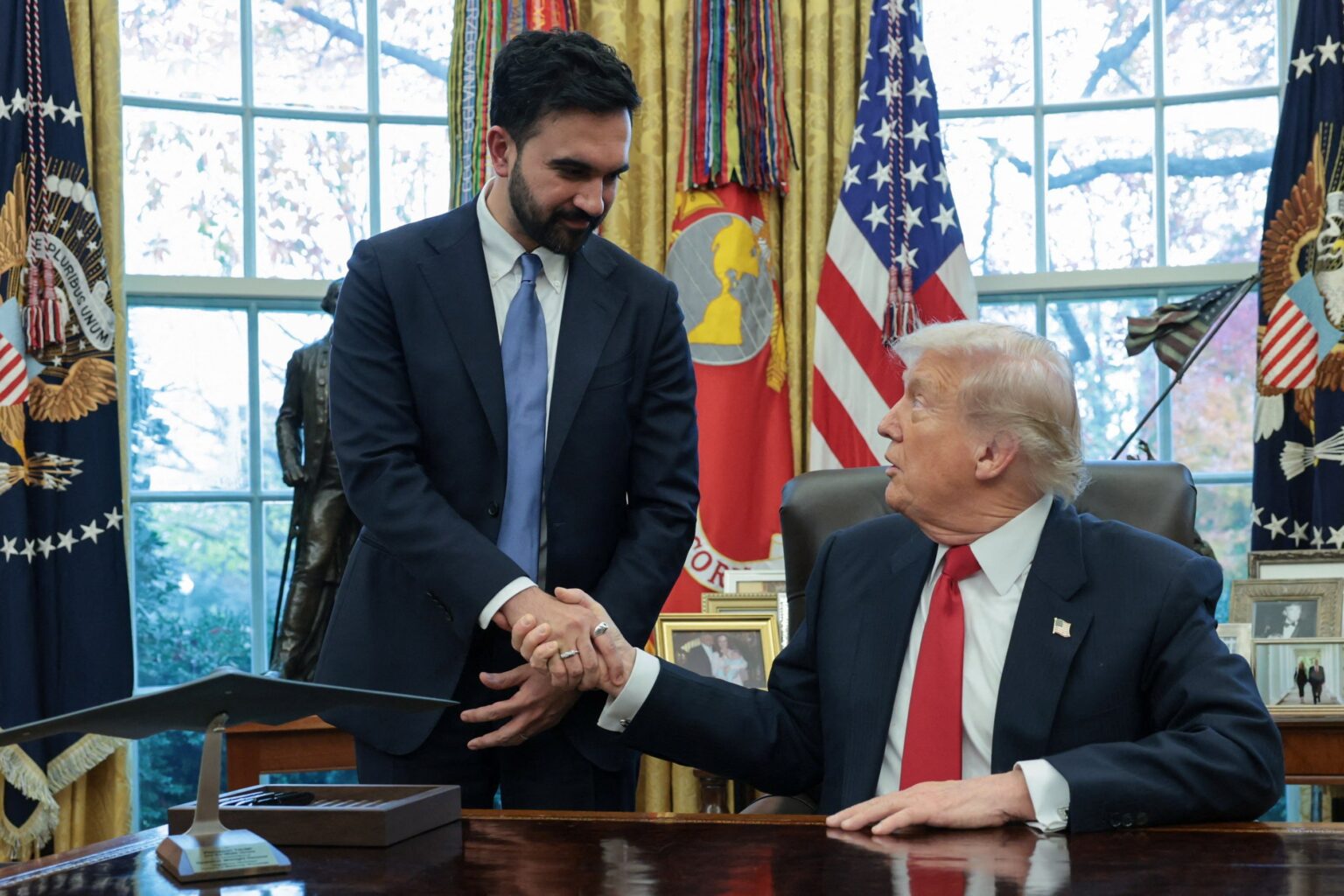 Prefeito de Nova York solicita US$ 21 bilhões a Trump para habitação e infraestrutura