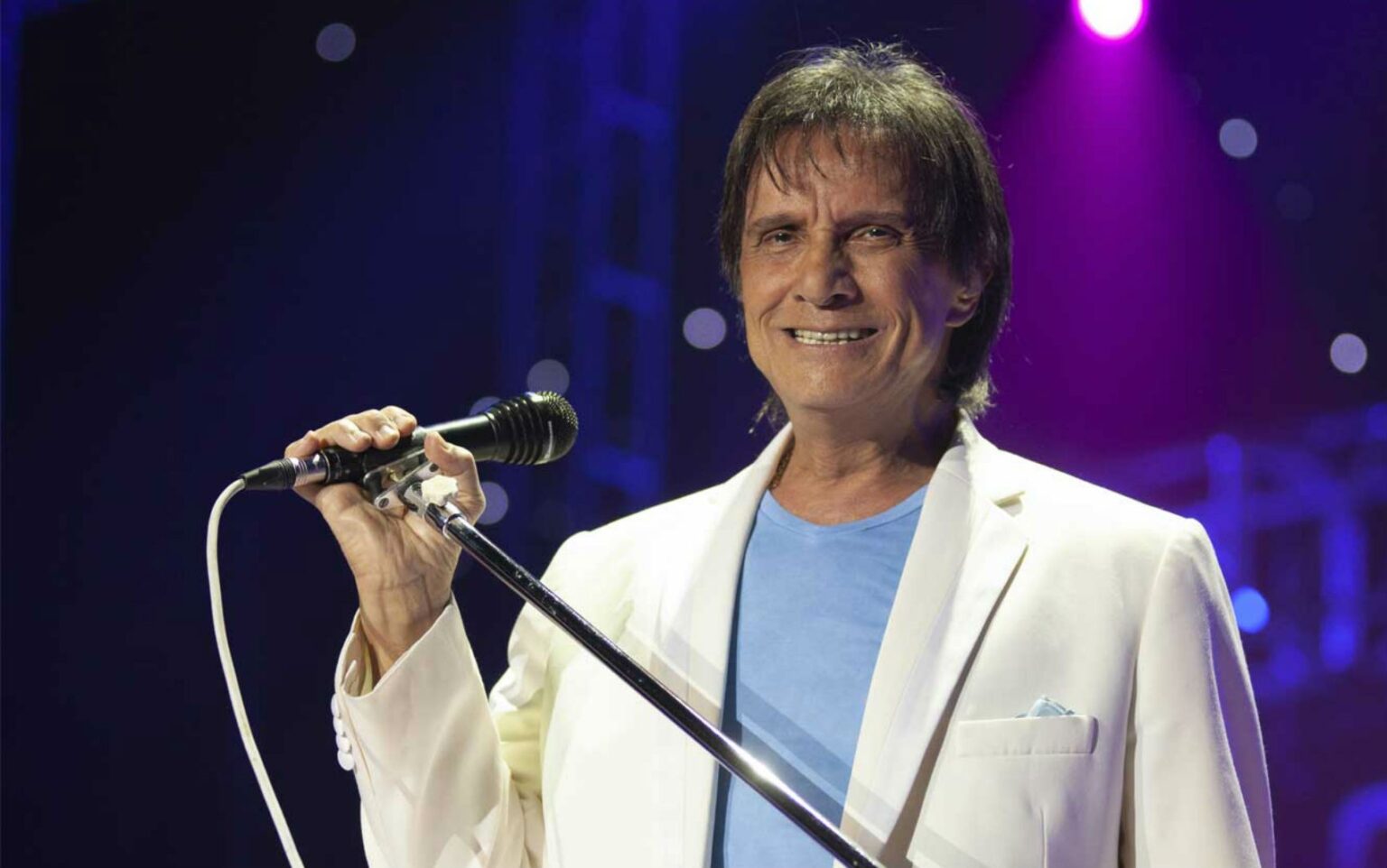 Roberto Carlos Comemora 85 Anos com Show em Cachoeiro de Itapemirim