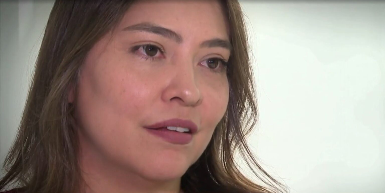 Adolescente Descobre Dívidas de R$ 3 Milhões ao Trocar de Plano de Celular e Torna-se Sócia de Empre