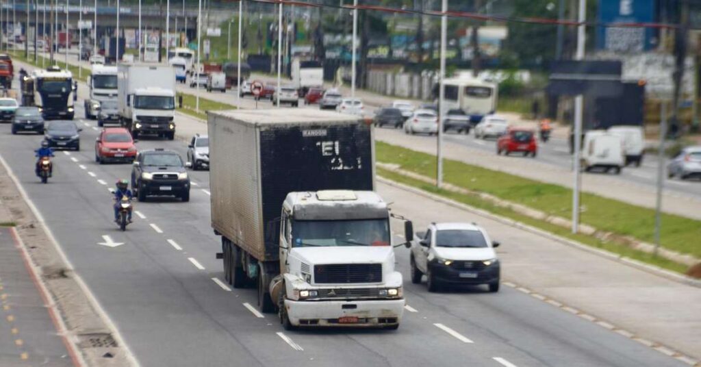 Alta do Diesel em Meio à Guerra no Oriente Médio Pressiona Transporte e Eleva Preços em Belém