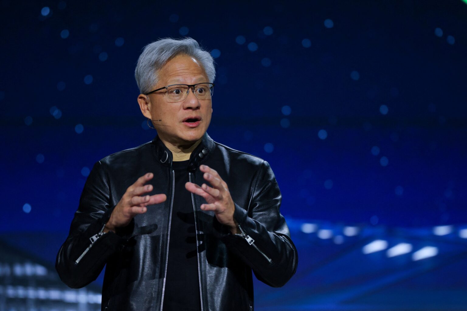 CEO da Nvidia Afirma que Inteligência Artificial Atingiu Nível Humano; Especialistas Contestam
