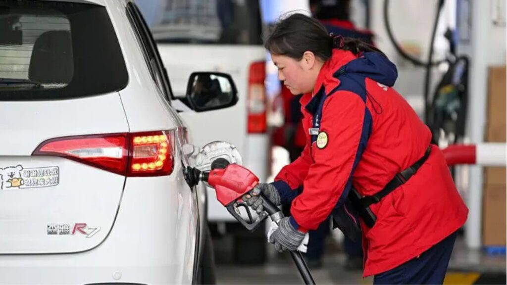 China: Preparação para Crise do Petróleo e Seus Desafios Cruciais