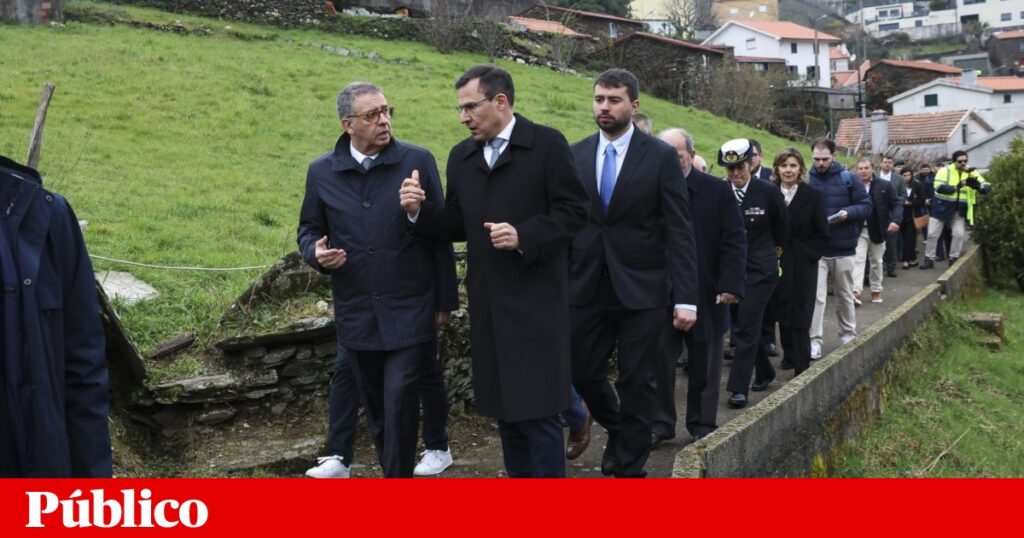 Presidências Abertas: Como Chefes de Estado Interagem com a Realidade Nacional Presidências Abertas: Como Chefes de Estado Interagem com a Realidade Nacional