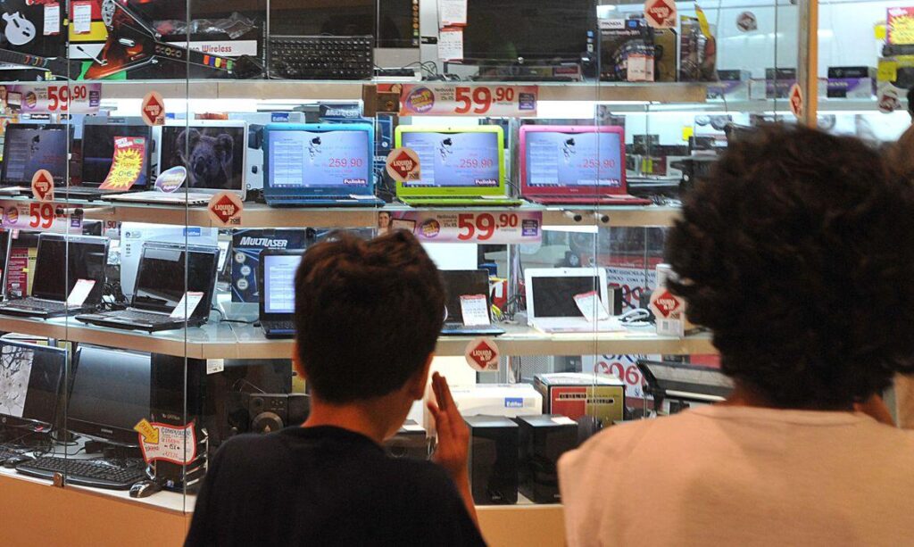 Aumento Exorbitante: Guerra e IA Elevam Custos de Eletrônicos em Belém em Mais de 100% Aumento Exorbitante: Guerra e IA Elevam Custos de Eletrônicos em Belém em Mais de 100%