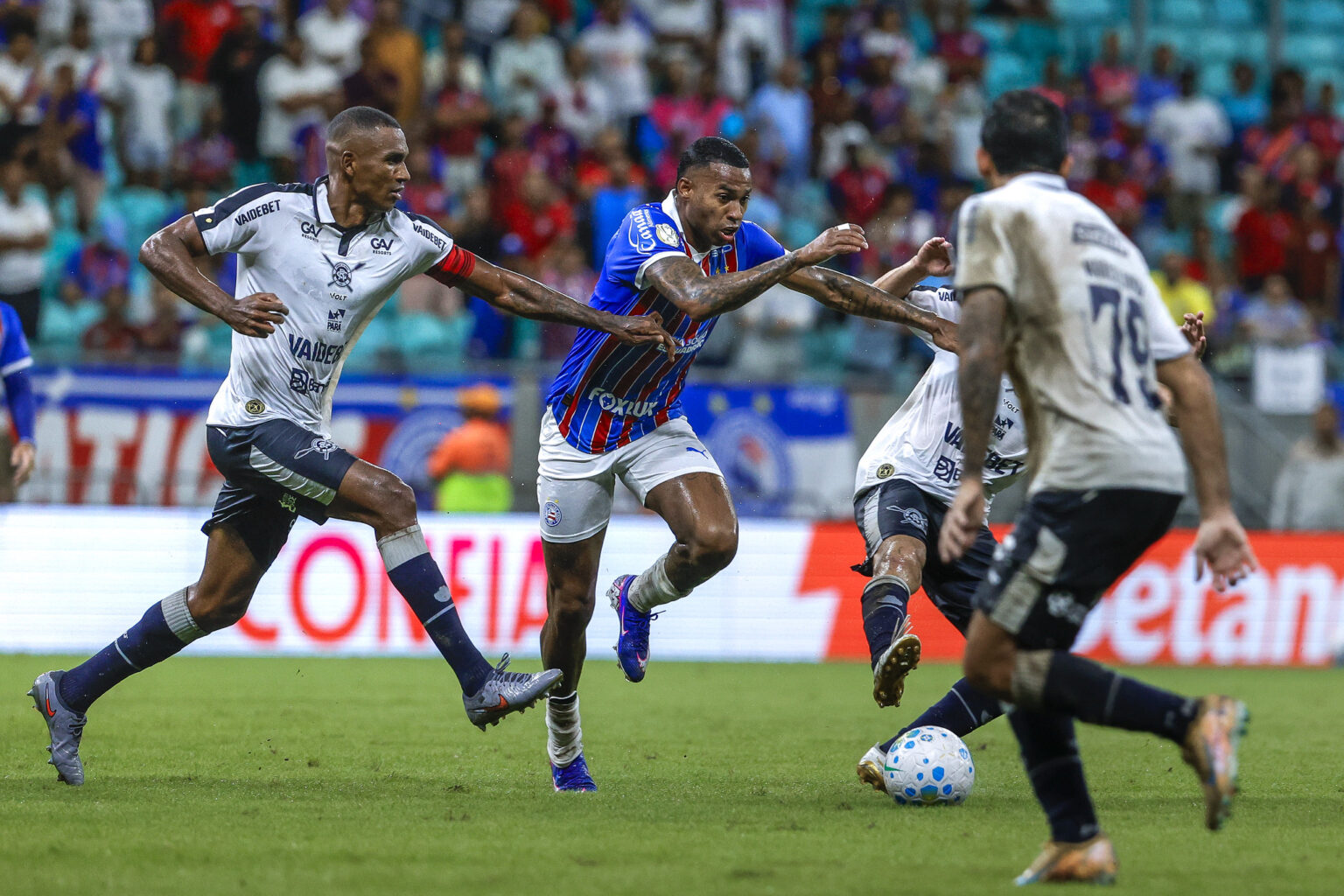 Bahia Enfrenta Desafio de Virada Contra o Remo na Copa do Brasil Bahia Enfrenta Desafio de Virada Contra o Remo na Copa do Brasil