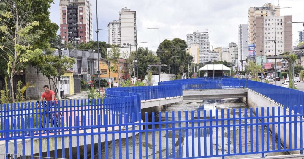 Belém Destina Quase R$ 3 Bilhões em Macrodrenagem, Mas Alagamentos Persistem e Geram Revolta