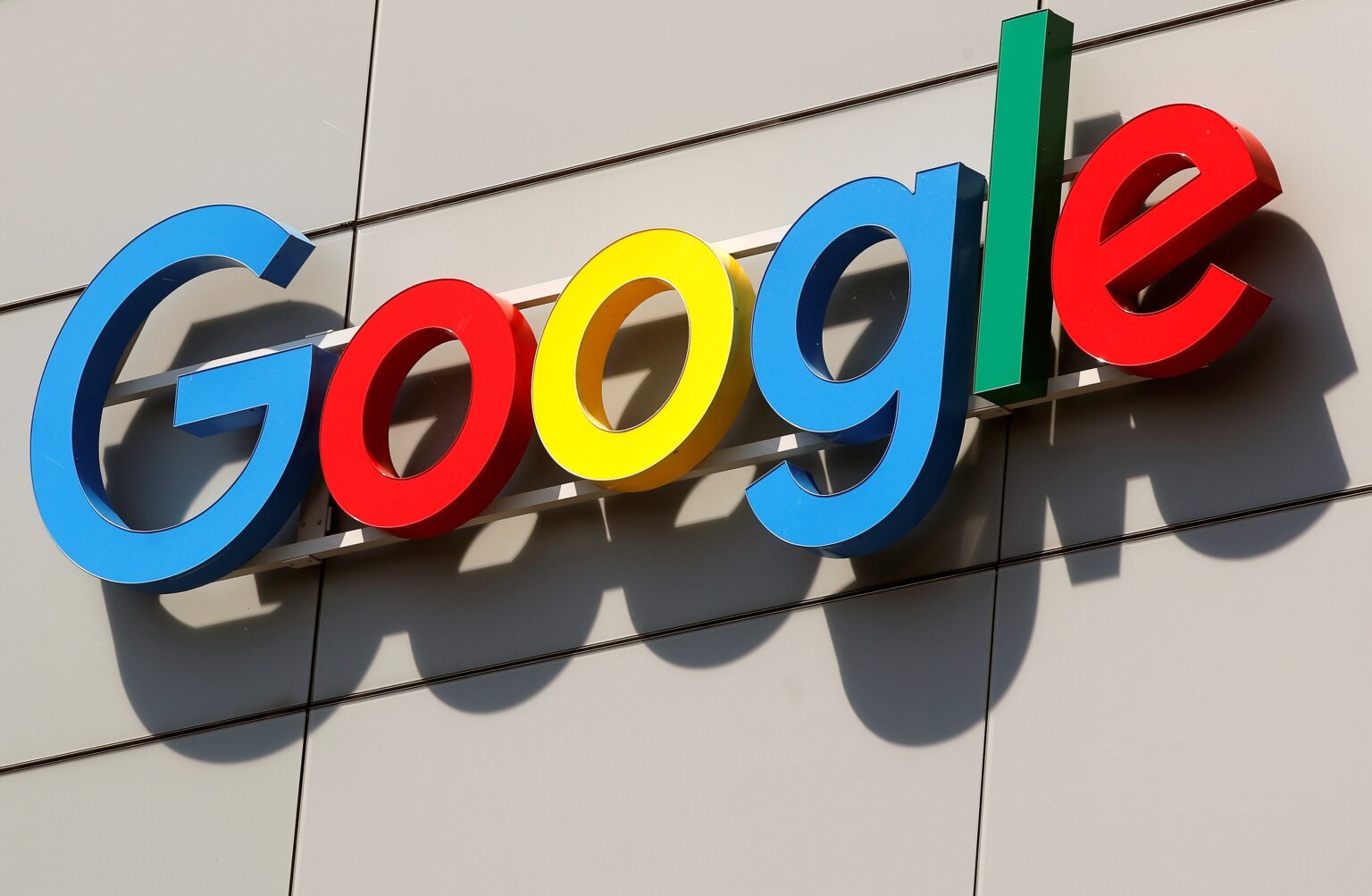 Crescimento da Alphabet Supera 20% no Primeiro Trimestre com Destaque para a Nuvem e IA