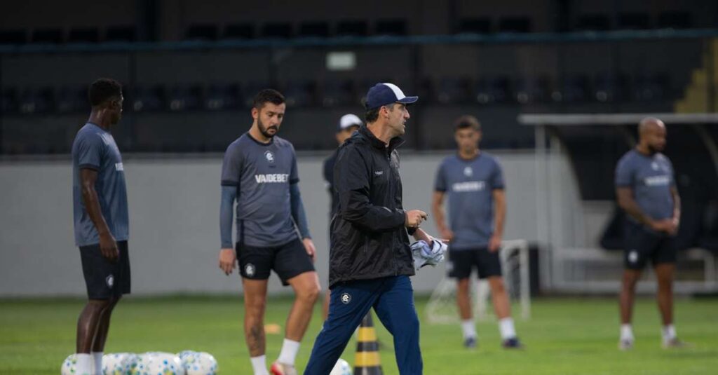 Remo Enfrenta Bragantino em Busca de Reação no Brasileirão