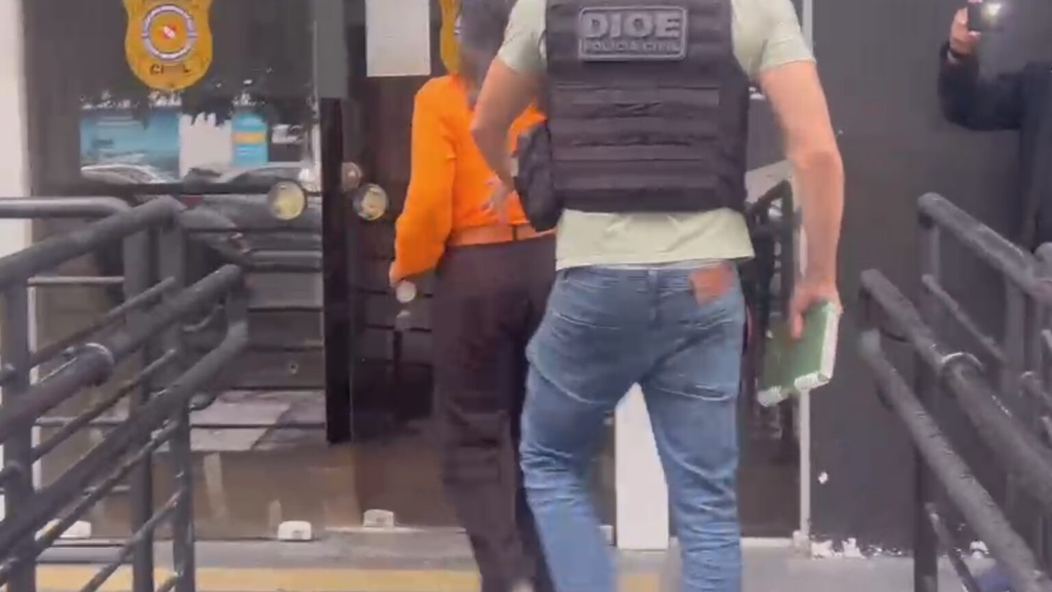 Servidora Pública é Detida em Shopping de Belém por Desvio de Equipamento de Saúde