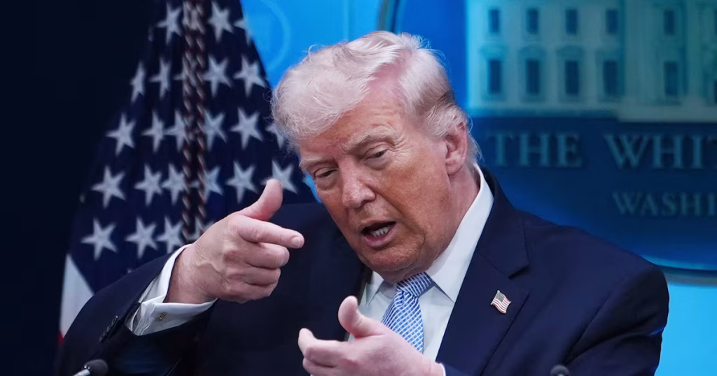 Trump ataca o papa Leão XIV: 'Fraco no combate ao crime e péssimo em política externa'