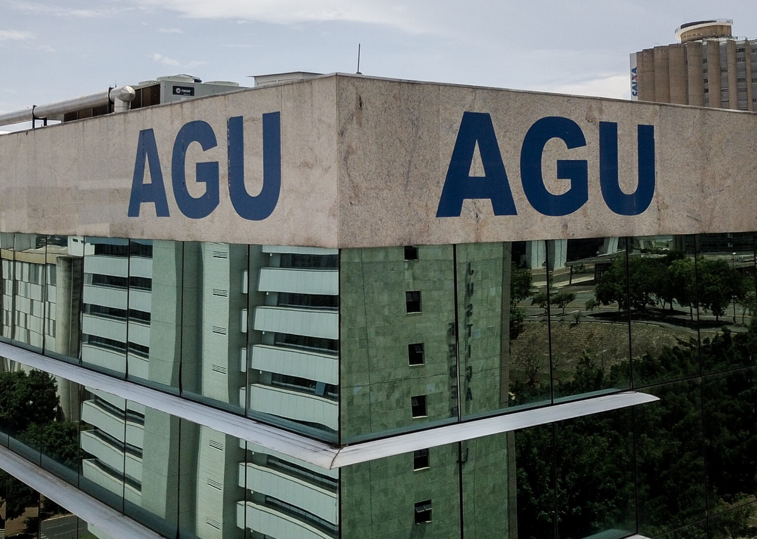 AGU amplia auxílio-saúde e inclui despesas médicas de sogros