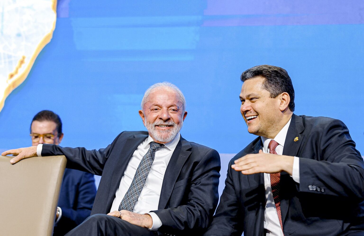 Após Rejeição de Jorge Messias, Ministros de Lula Buscam Diálogo com Alcolumbre