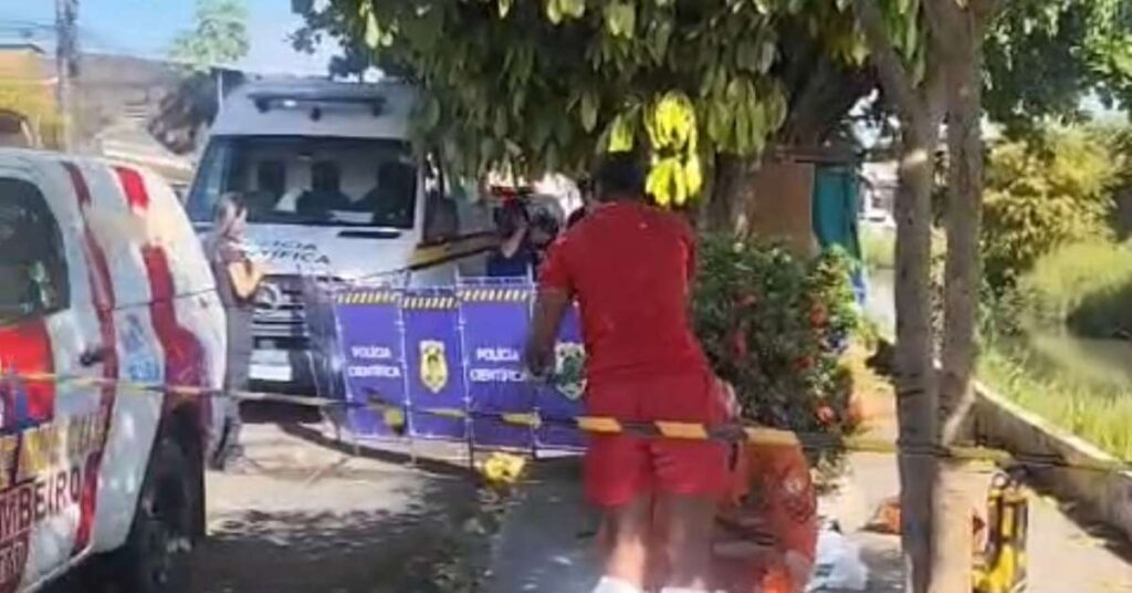 Homem encontrado sem vida em canal no Conjunto Promorar, Belém | Polícia Local
