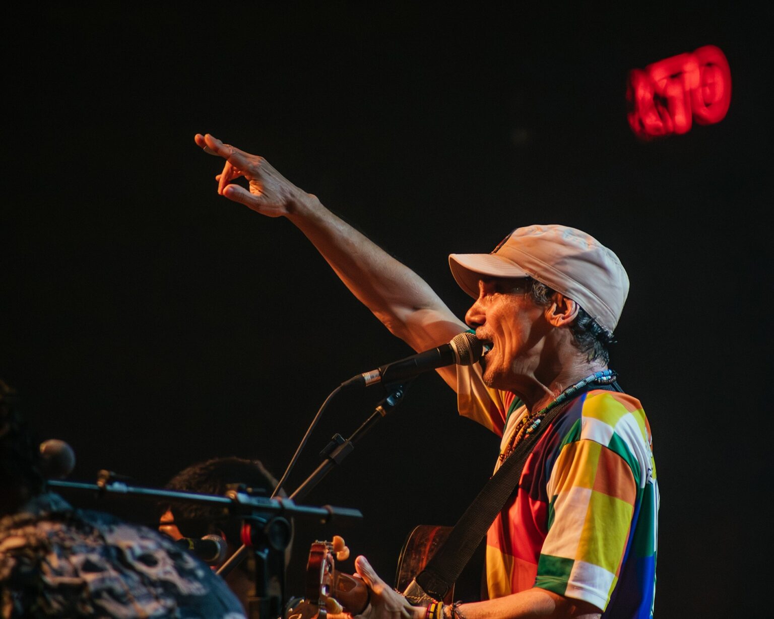 Virada Cultural 2026: Manu Chao Retorna a São Paulo para Show Imperdível no Vale do Anhangabaú