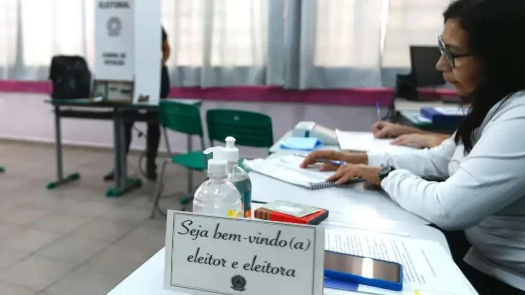 Confira o Que Vai Abrir e Fechar em Belém no Feriado de Adesão do Pará