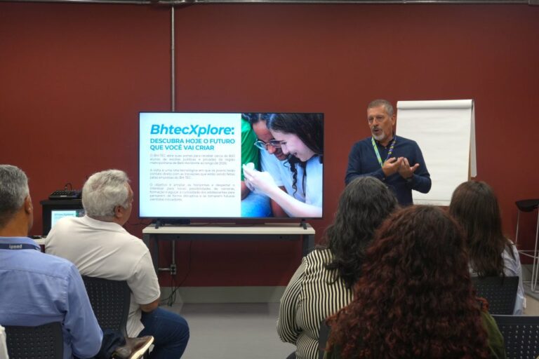 BH-TEC Lança Programa para Estimular Jovens em Ciência e Tecnologia BH-TEC Lança Programa para Estimular Jovens em Ciência e Tecnologia
