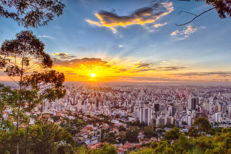 FHEMIG MG Abre Vagas para Médicos em Betim e Belo Horizonte - Oportunidades Imperdíveis