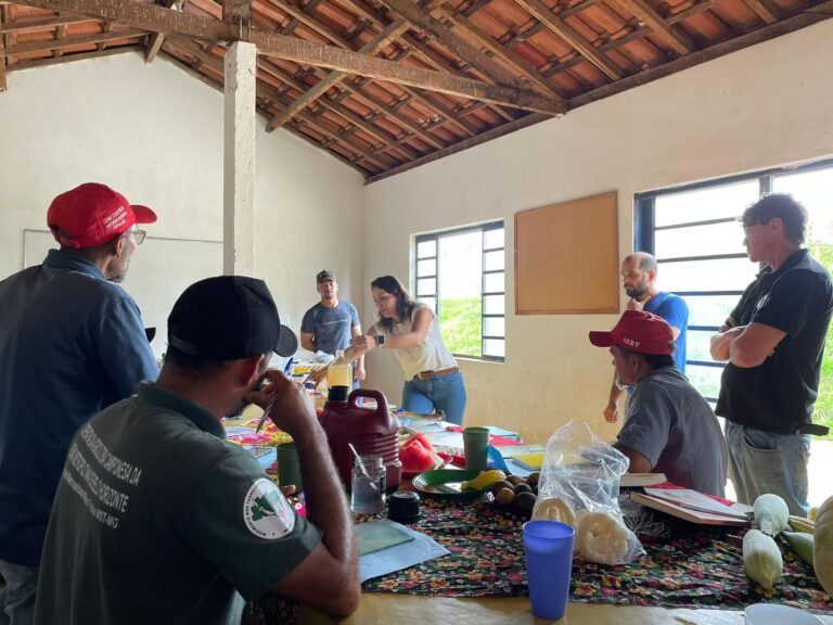 Tecnologia Social Revoluciona a Produção de Bioinsumos em Campo Belo (MG)