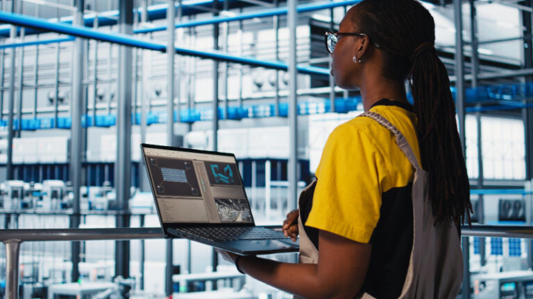 USP Lança Curso de IA e IoT: Transformação Digital para Indústrias e Negócios USP Lança Curso de IA e IoT: Transformação Digital para Indústrias e Negócios
