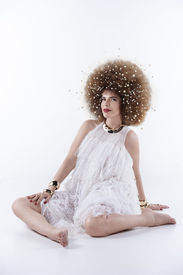 Vanessa da Mata Encanta Belo Horizonte no Sesc Mesa Brasil Musical 2026