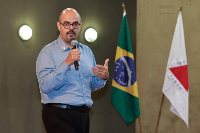 Zema e Flávio: Uma Possível Aliança que Pode Reunir a Direita em Minas