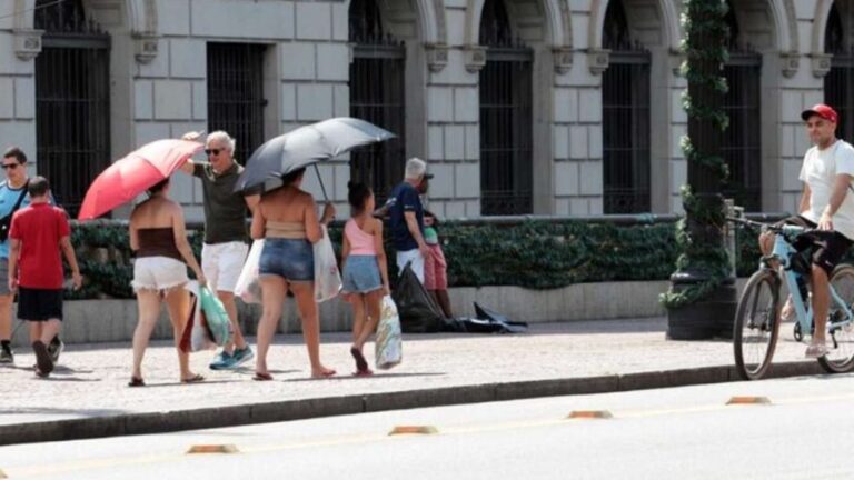 Calor Intenso Durante o Feriado de Tiradentes: Temperaturas Até 5°C Acima do Normal