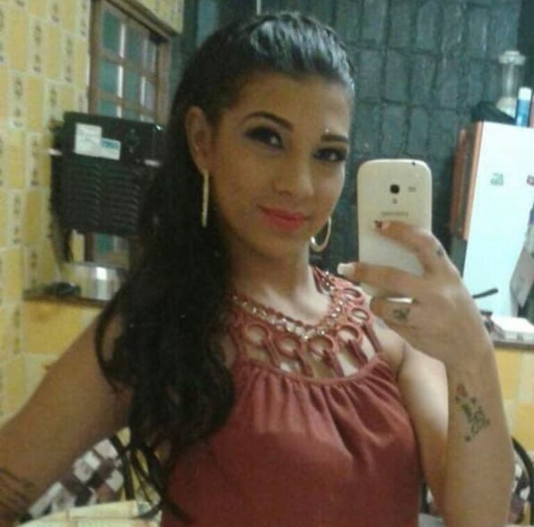 Feminicídio em Minas Gerais: Homem é Detido Após Tentar Encobrir Morte da Companheira Feminicídio em Minas Gerais: Homem é Detido Após Tentar Encobrir Morte da Companheira