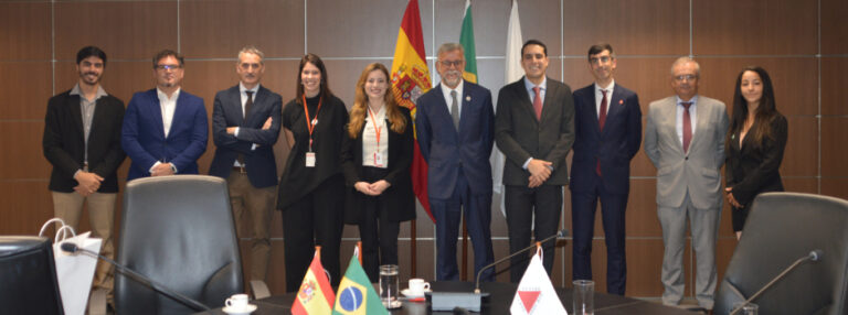 Governo de Minas Gerais Assina Protocolo para Formação de Servidores em Espanhol
